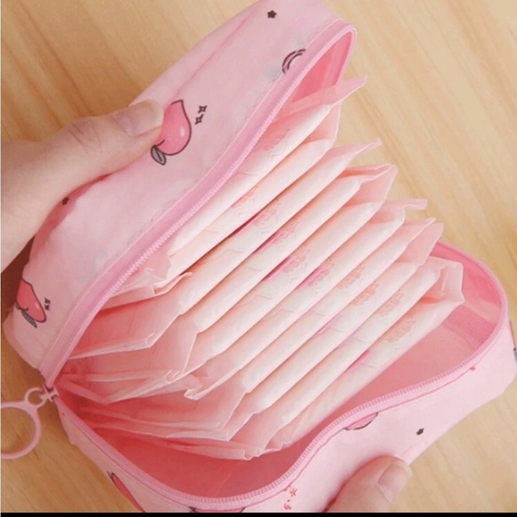 Stylish And Practical Multi-Function
Travel Storage Bag black - Picture 3 of 3